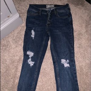 Triple button jeans size 25